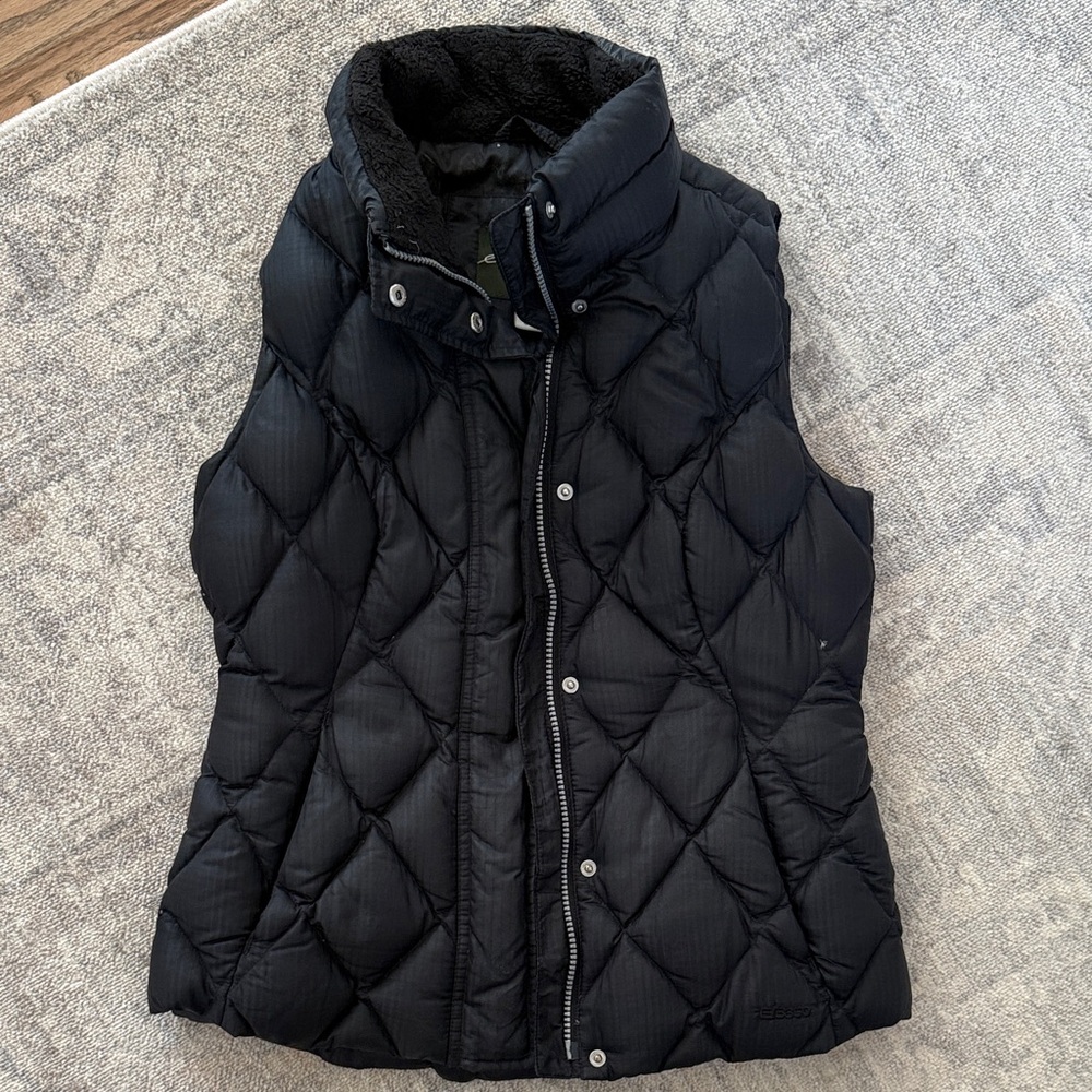 Eddie Bauer Women's Black Puffer Vest